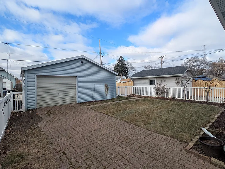 2408 Green St #1 — Photo 20