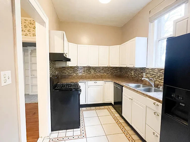 1019 Findley Ave #1 — Photo 11