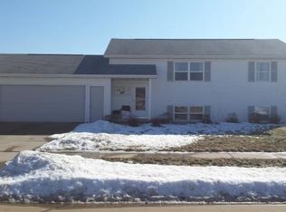 907 Matthew Ln, Kaukauna, WI 54130