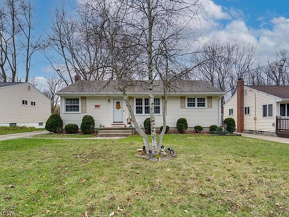 2nd image of 562 Glenway Dr