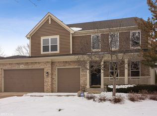 348 Camargo Ct, Vernon Hills, IL 60061