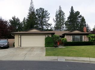 2060 Radcliffe Ct, Martinez, CA 94553