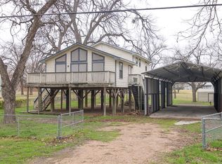 1322 Terminal Loop Rd, Mc Queeney, TX 78123