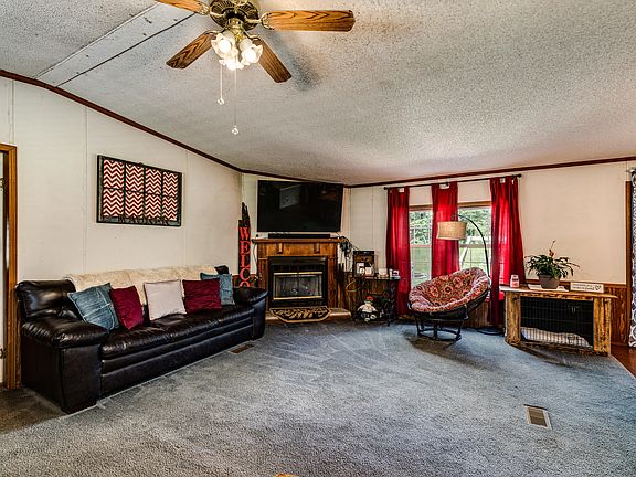 3rd image of 2989 Heartland Ln