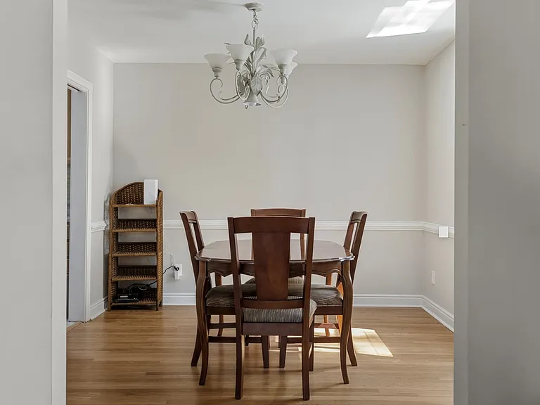 Common - Dining area