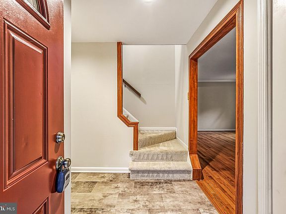 5th image of 11525 Pine Cone Ct