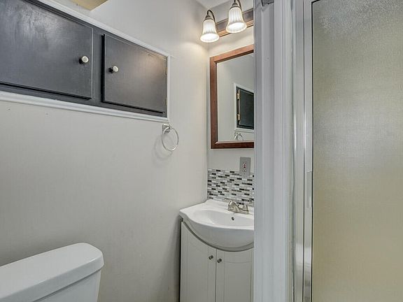 5th image of 8511 Pheasant Dr