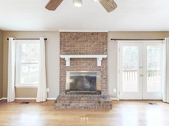 4th image of 2335 Casaba Dr