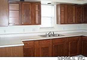 3rd image of 2605 E 28th St