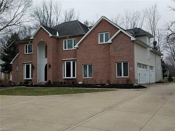 2nd image of 6396 Pebblecreek Dr