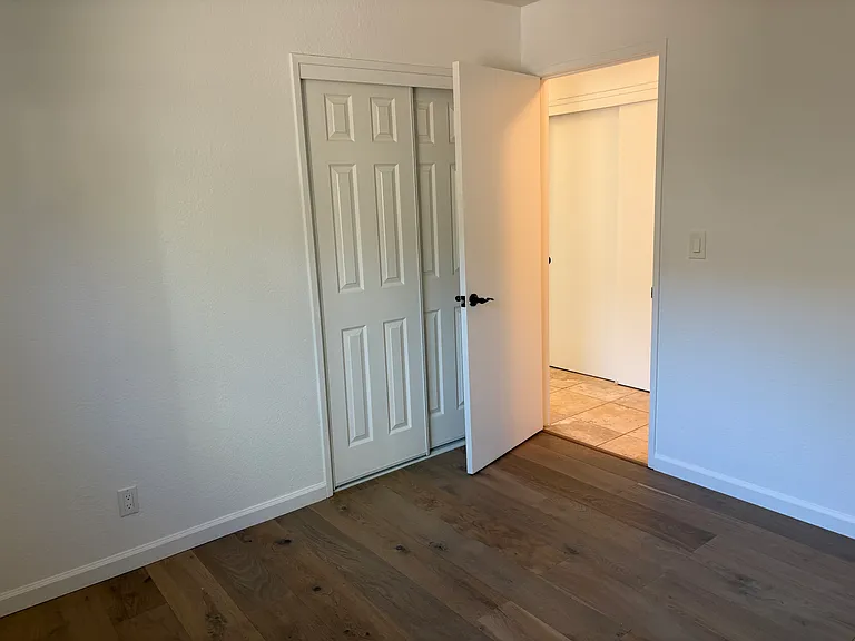 3483 Laird St — Photo 47