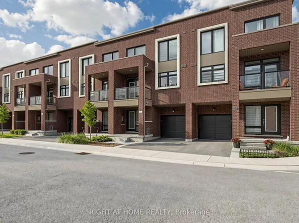 23 Moneypenny Pl, Vaughan, ON L4J 0K9