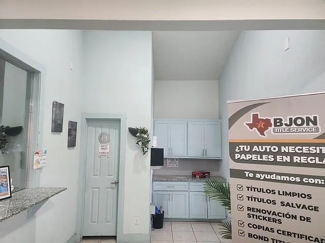 2520 W Mount Houston Rd — Photo 14