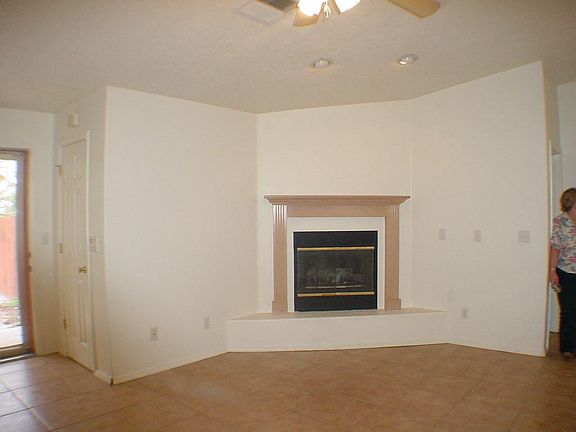 2nd image of 2045 Panorama Dr SW