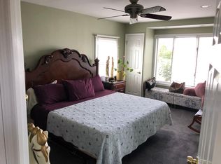 10 James St S, East Rockaway, NY 11518