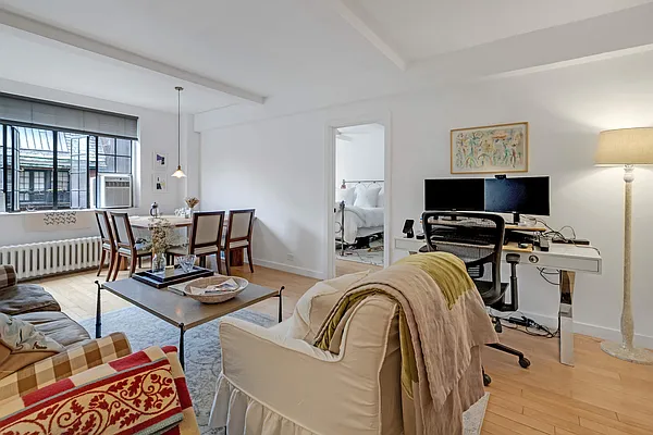 Sold by Compass | media 1