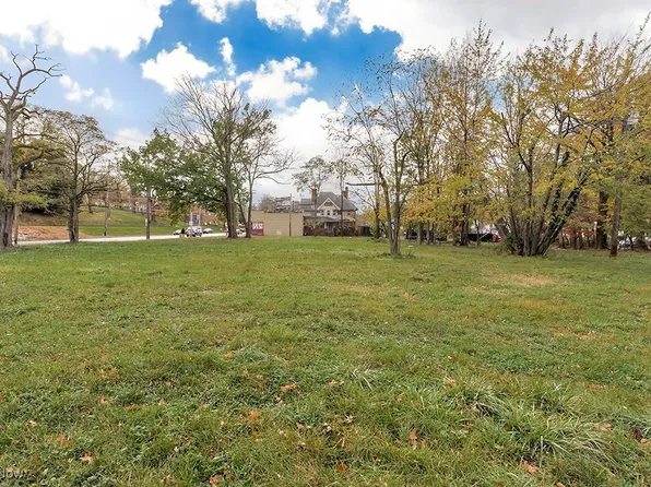 17913 Euclid Ave, Cleveland, OH 44112