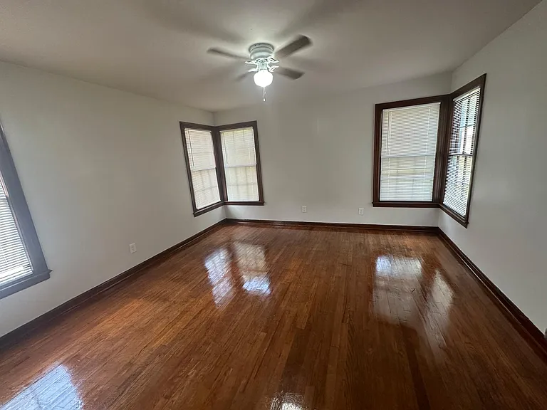 215 Kerby St #217 — Photo 5