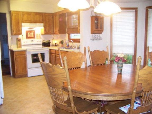 4th image of 1155 Hillview Dr