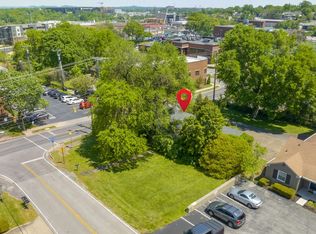 2700 Greystone Rd, Nashville, TN 37204