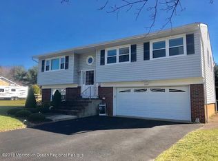 1233 Concord Dr, Brick, NJ 08724