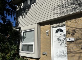 577 3rd St #37, London, ON N5V 4B8