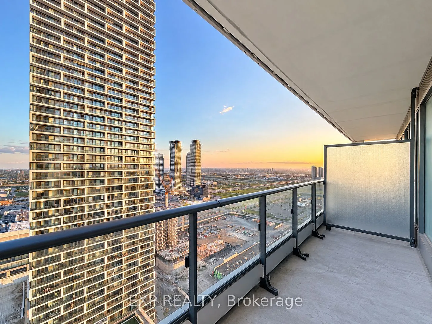 2 bed, $2,100 — Photo 1