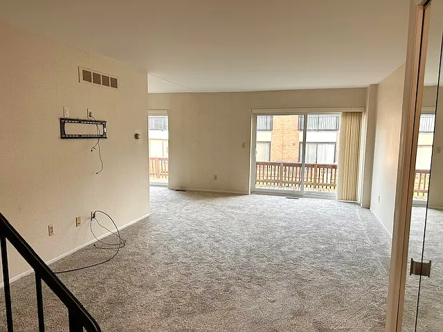 18268 University Park Dr — Photo 4