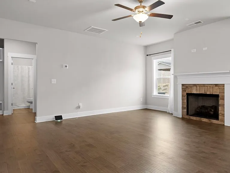 4787 Wellesley Dr — Photo 8