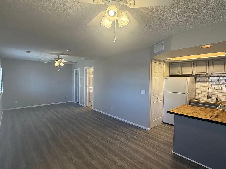 1989 Mesquite Ave #44 — Photo 12