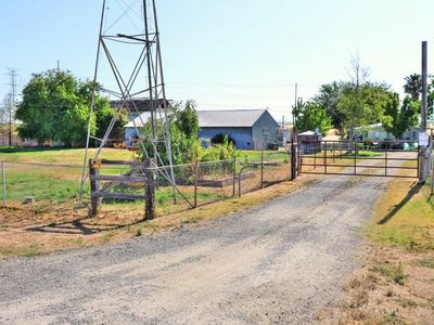 7301 E Levee Rd, Rio Linda, CA, 95673