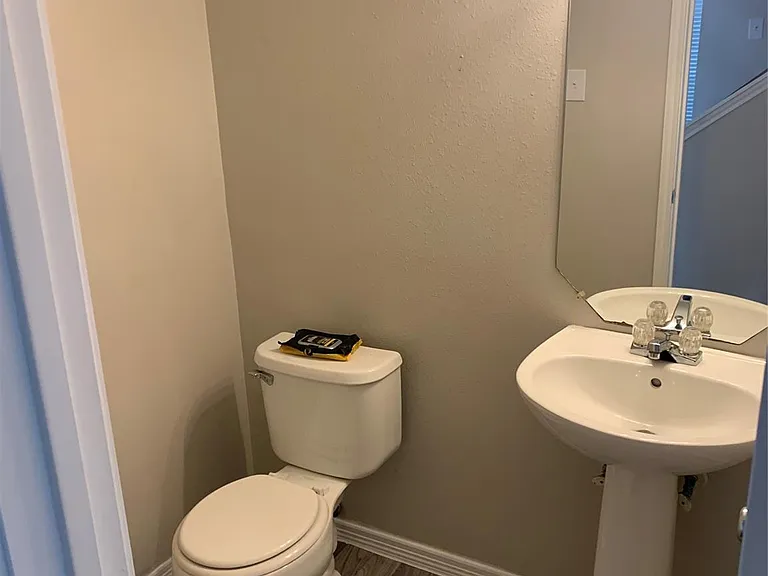 1606 Misty Fawn Ln — Photo 6