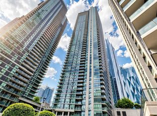16 Harbour St #5005, Toronto, ON M5J 2Z7