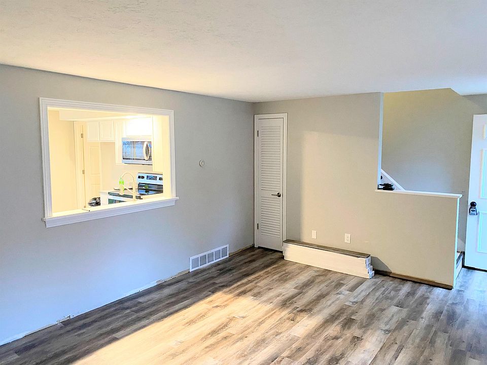 1st image of 140 W Main St APT K