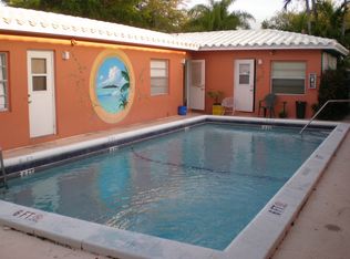 2013 Taylor St, Hollywood, FL 33020