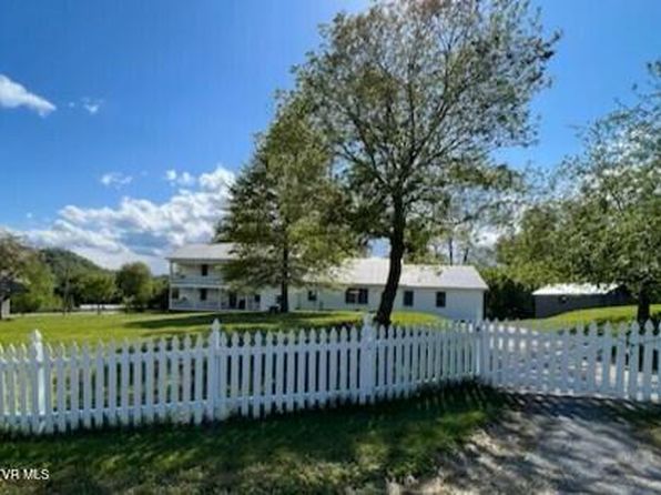 15687 Barnrock Rd, Mendota, VA 24270
