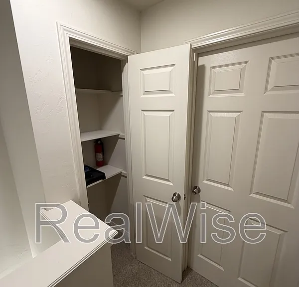 623 Heber Ln — Photo 18