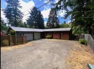 665 N Deerlane Dr, Otis, OR 97368