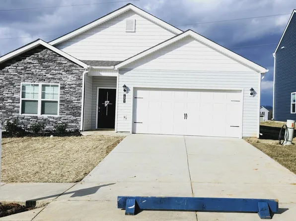 1902 Fox Meadows Cir, Bluff City, TN 37618