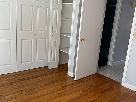 5th image of 40 Waterman Ave APT 3