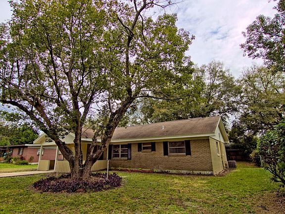 3rd image of 280 Westwood Ave