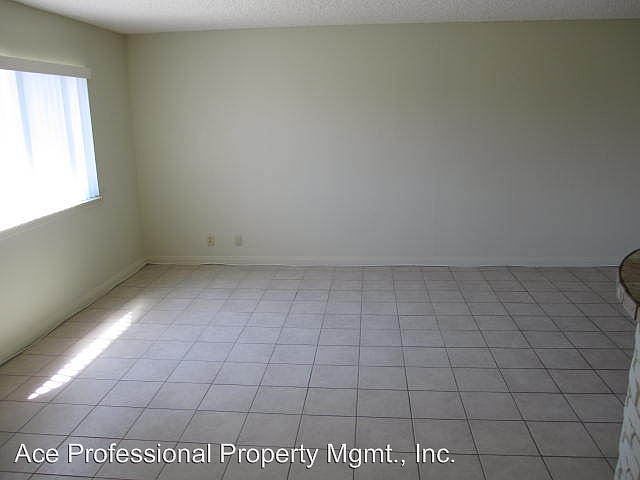 2nd image of 7201 Lullaby Ln
