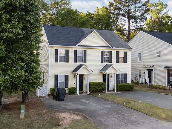 2nd image of 225 Woodson Dr