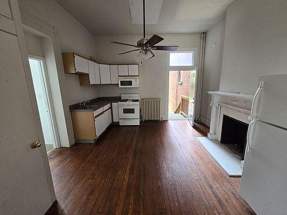 2nd image of 1016 Park Ave APT C