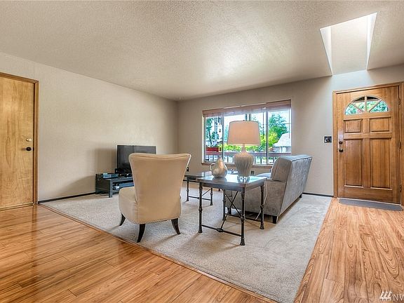 2nd image of 21805 SE 269th St