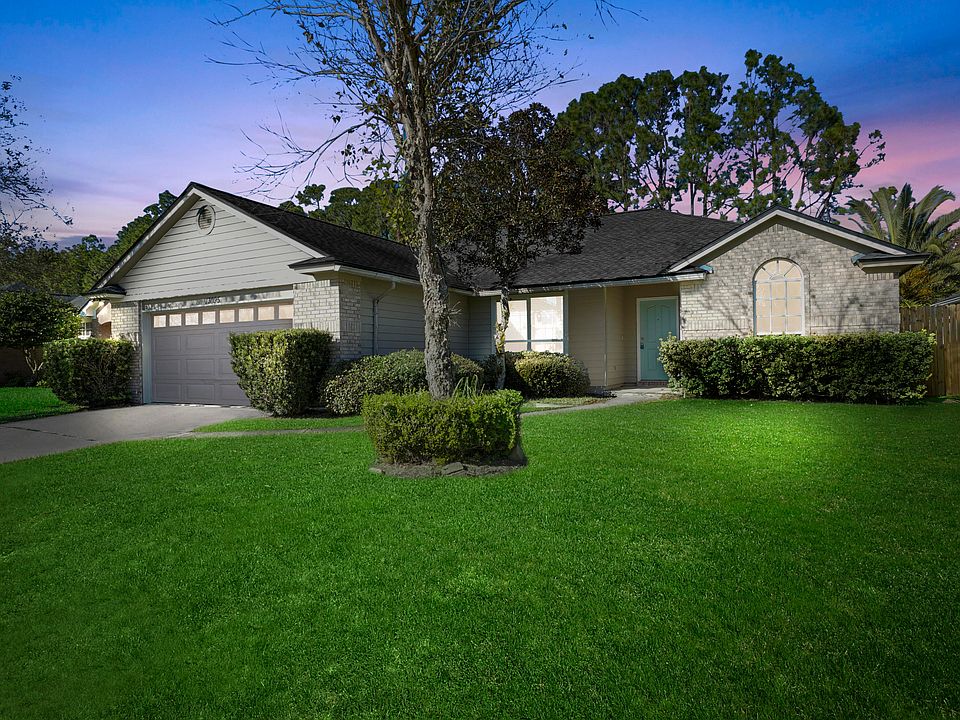 1st image of 13095 Chets Creek Dr N