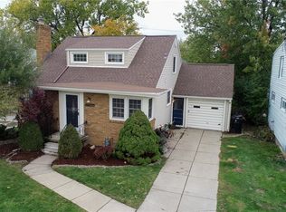 33 Briarhurst Dr, Tonawanda, NY 14150