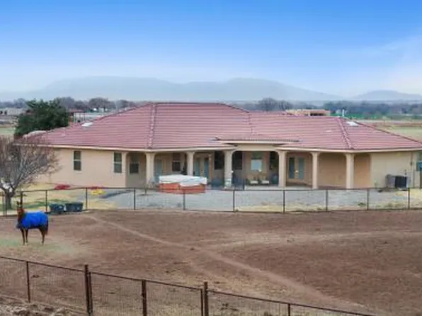 26 Bendita Loma, Los Lunas, NM 87031