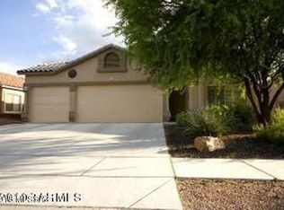 426 E Camino Del Abeto, Sahuarita, AZ 85629