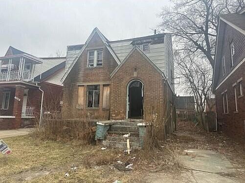1st image of 16560 Ward St